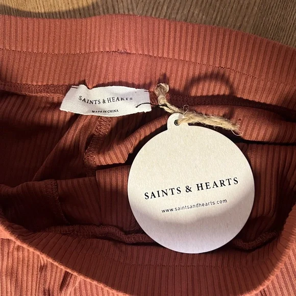 Saints and Hearts wide legged ribbed pull on pants NWT women’s size Large - Picture 5 of 5